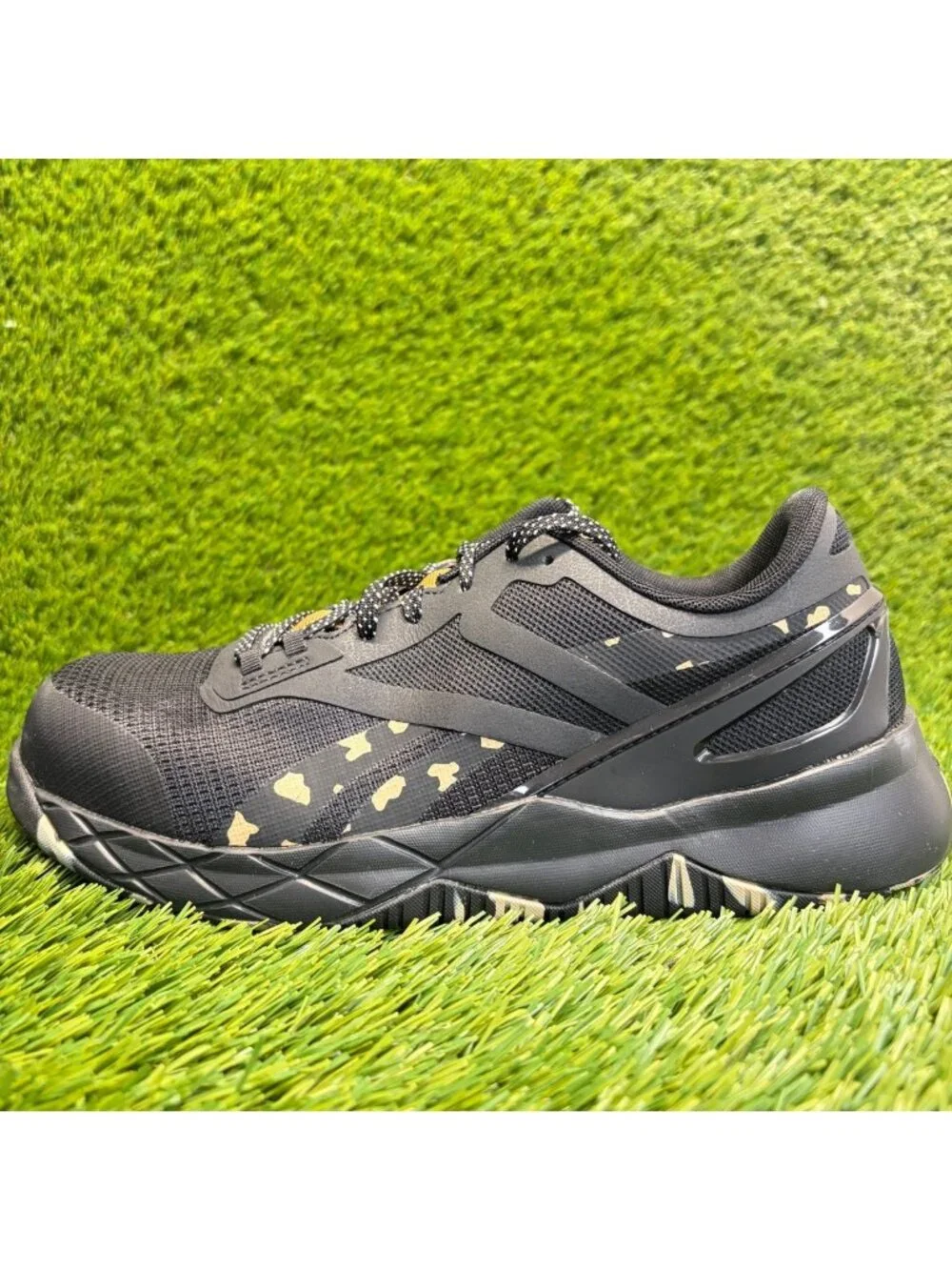 Reebok Nanoflex TR Womens Size 8.5D Black Beige Composite Toe Safety Work Shoes